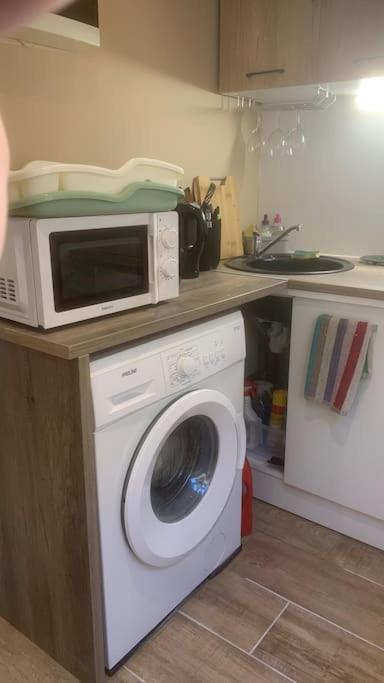 Studio Tout Equipe Pres Des Grands Buffets, Narbonne Eksteriør billede