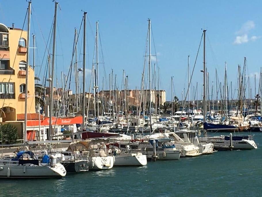 Studio Tout Equipe Pres Des Grands Buffets, Narbonne Eksteriør billede